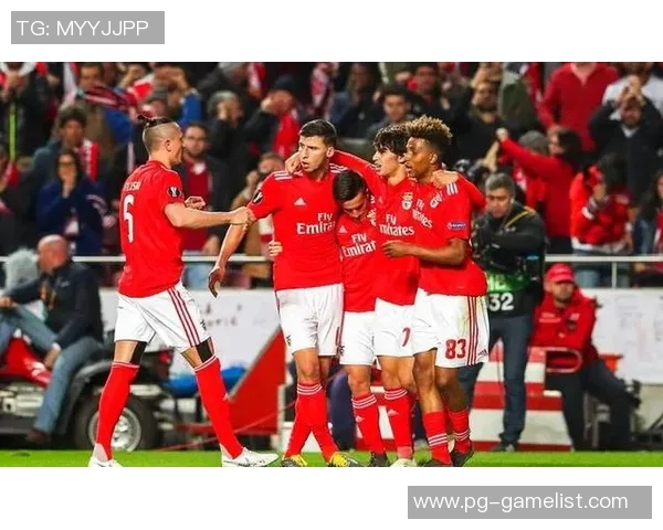 中超赛场巴萨大胜本菲卡乌龙球引发争议判罚全场沸腾