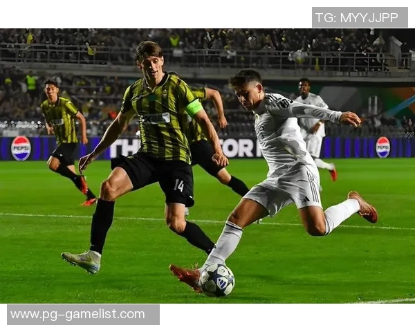 友谊赛精彩对决里昂与皇马战成平局引发全场热议